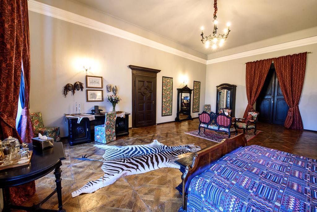Chateau Hostacov Hotel Kamer foto