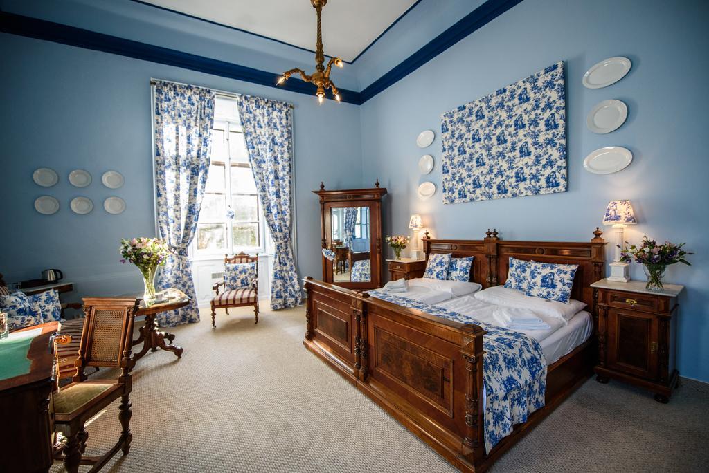 Chateau Hostacov Hotel Kamer foto